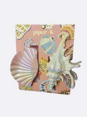 NWT ⚜️💖⚜️ Piper K Gorgeous Pearlescent SeaShells Hair Claw Clip Set of 2!